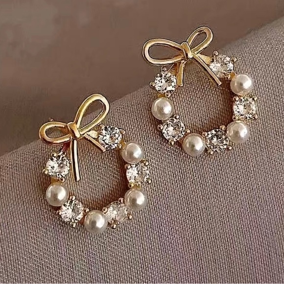 Elegant Moments Jewelry - 🆕❗️ Exquisite Bowknot Stud Earrings with Shiny Rhinestones and Faux Pearls